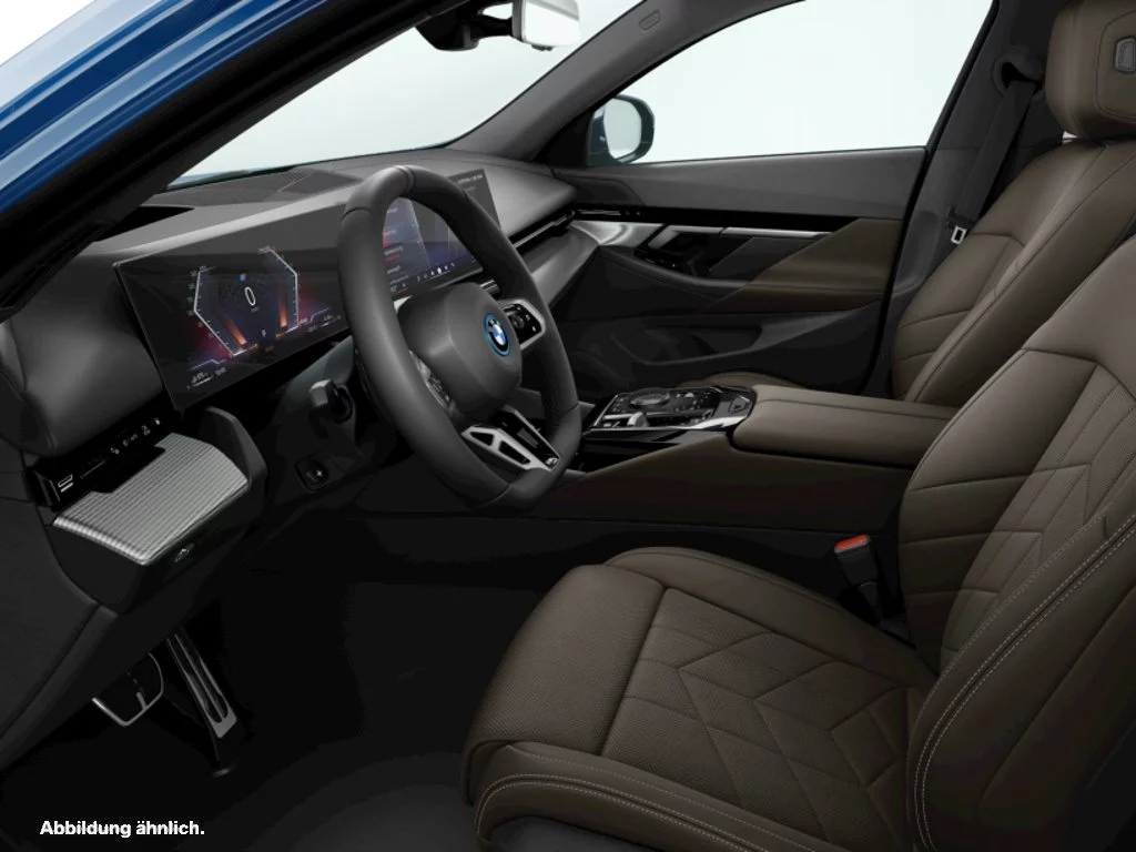 BMW 550e xDrive Touring