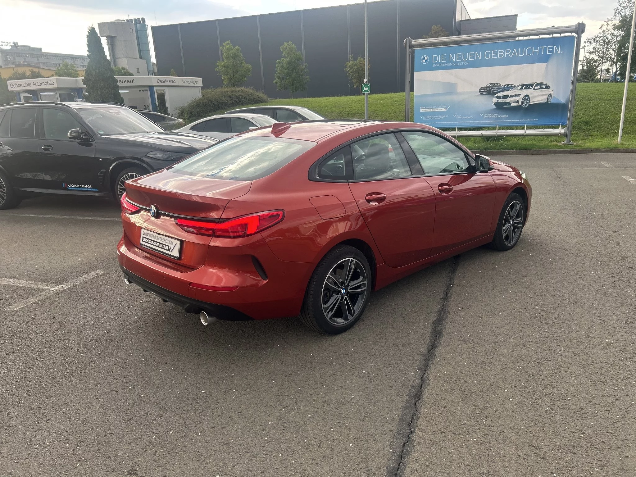 BMW 218d GC Sport Line HUD elektr Sitze mit Memory HK HiFi Pano
