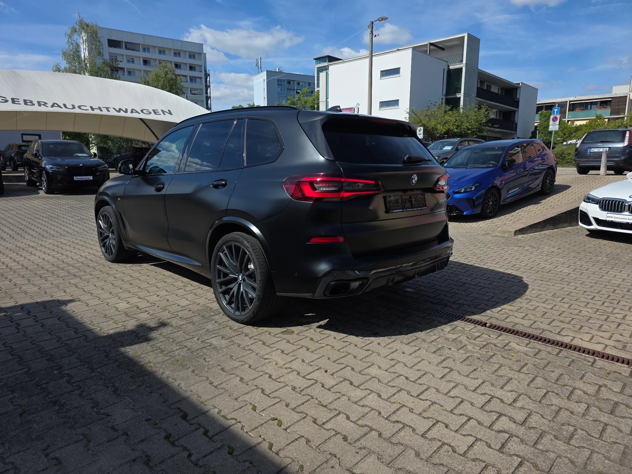 BMW X5 xDrive40d "Edition Black Vermilion" Laser LC Prof HUD Sky Lounge SHZ PDC Tempo