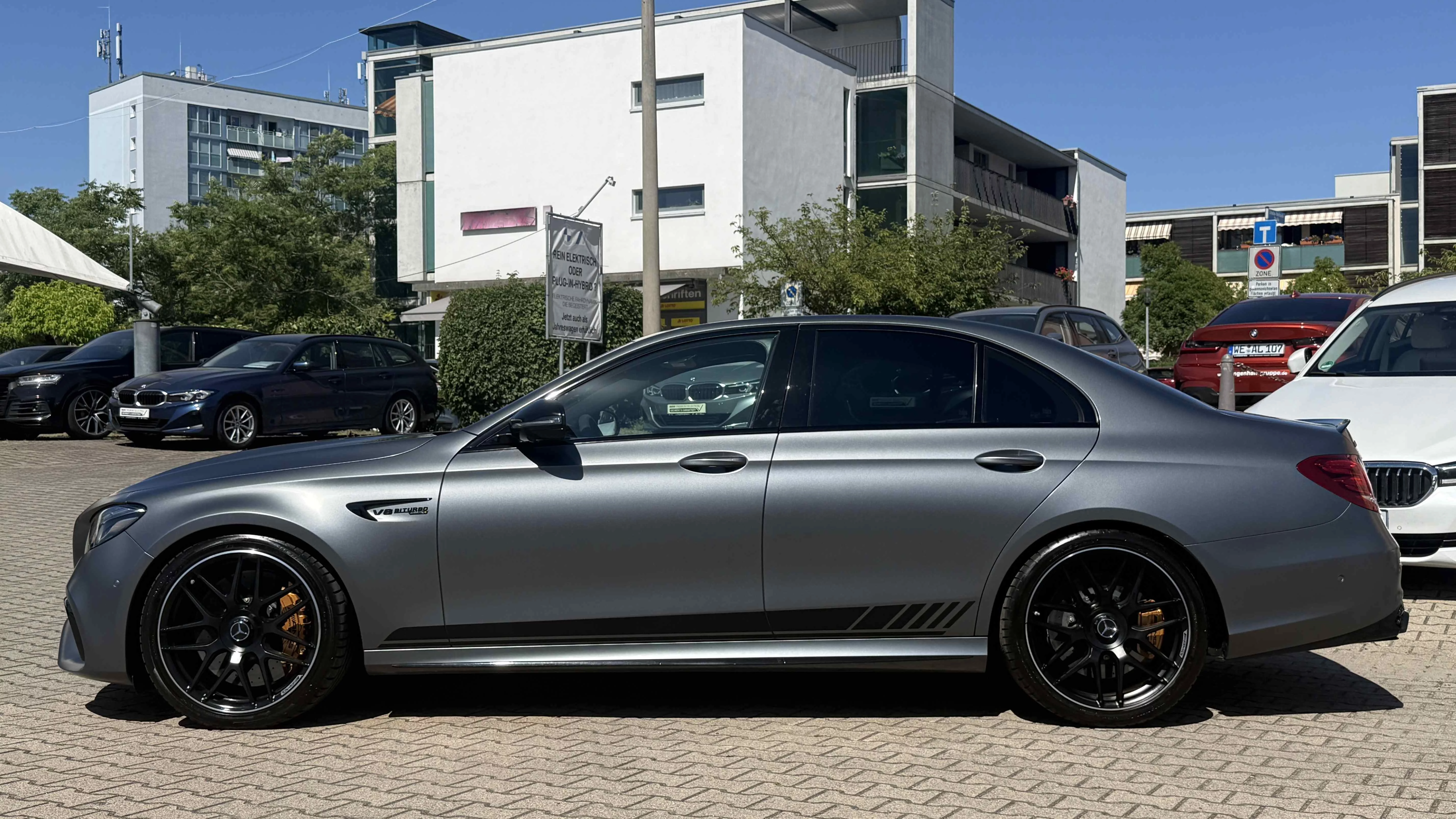 Mercedes E 63 S AMG 4MATIC+ "EDITION 1" "KEIN OPF" LED Navi Burmester Pano Memory SHZ PDC Tempo
