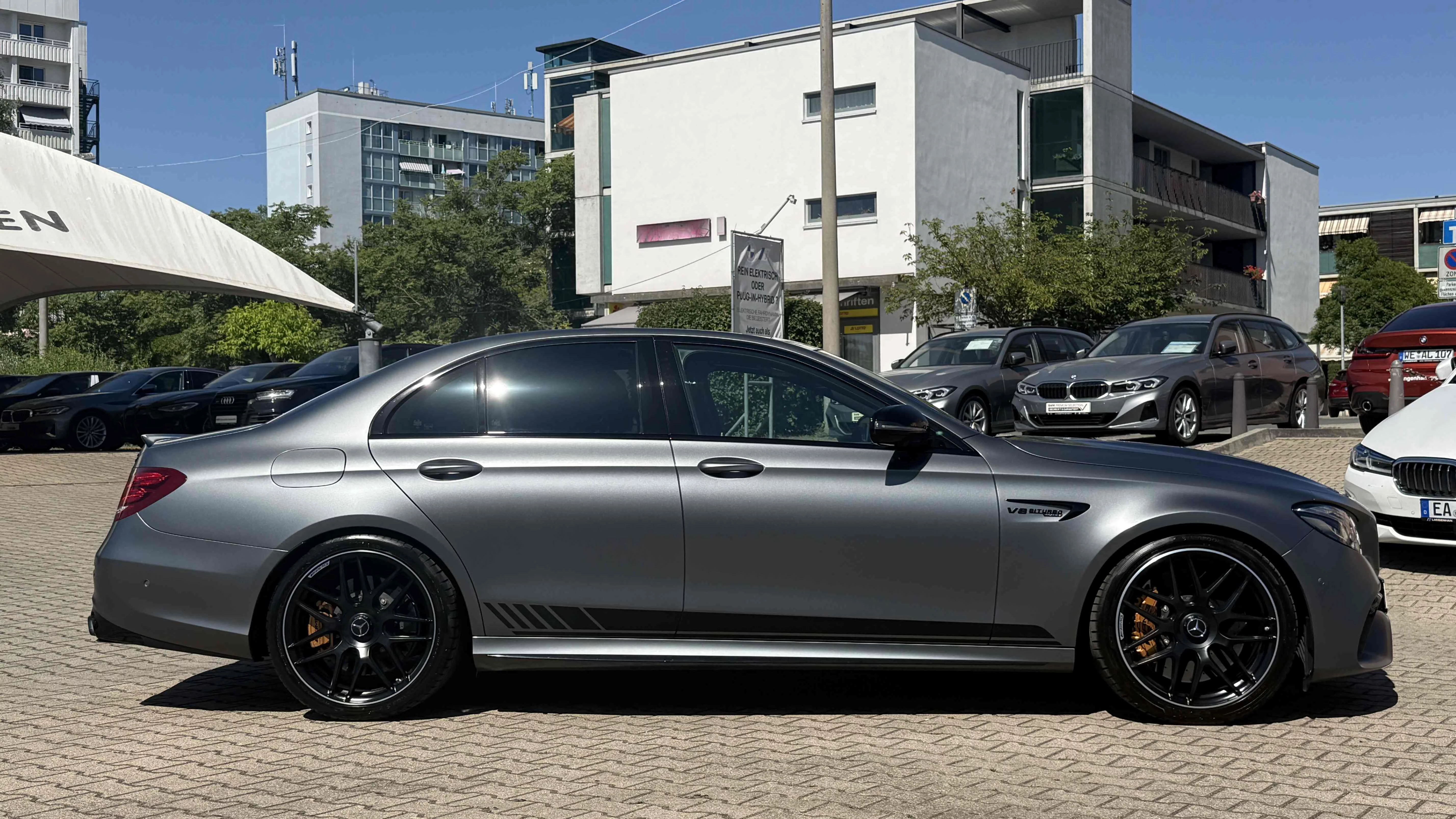 Mercedes E 63 S AMG 4MATIC+ "EDITION 1" "KEIN OPF" LED Navi Burmester Pano Memory SHZ PDC Tempo