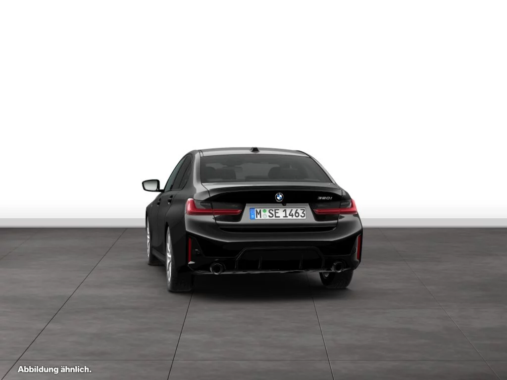 BMW 320i Limousine