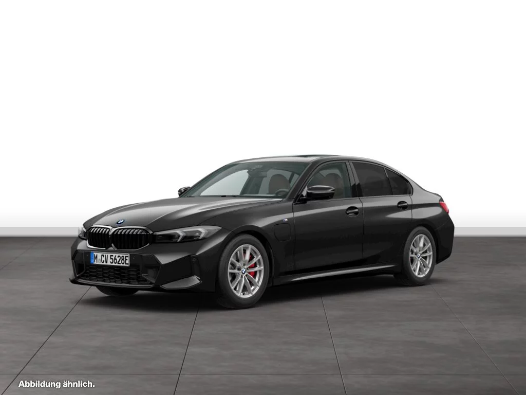 BMW 330e xDrive Limousine