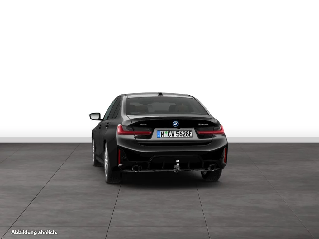 BMW 330e xDrive Limousine