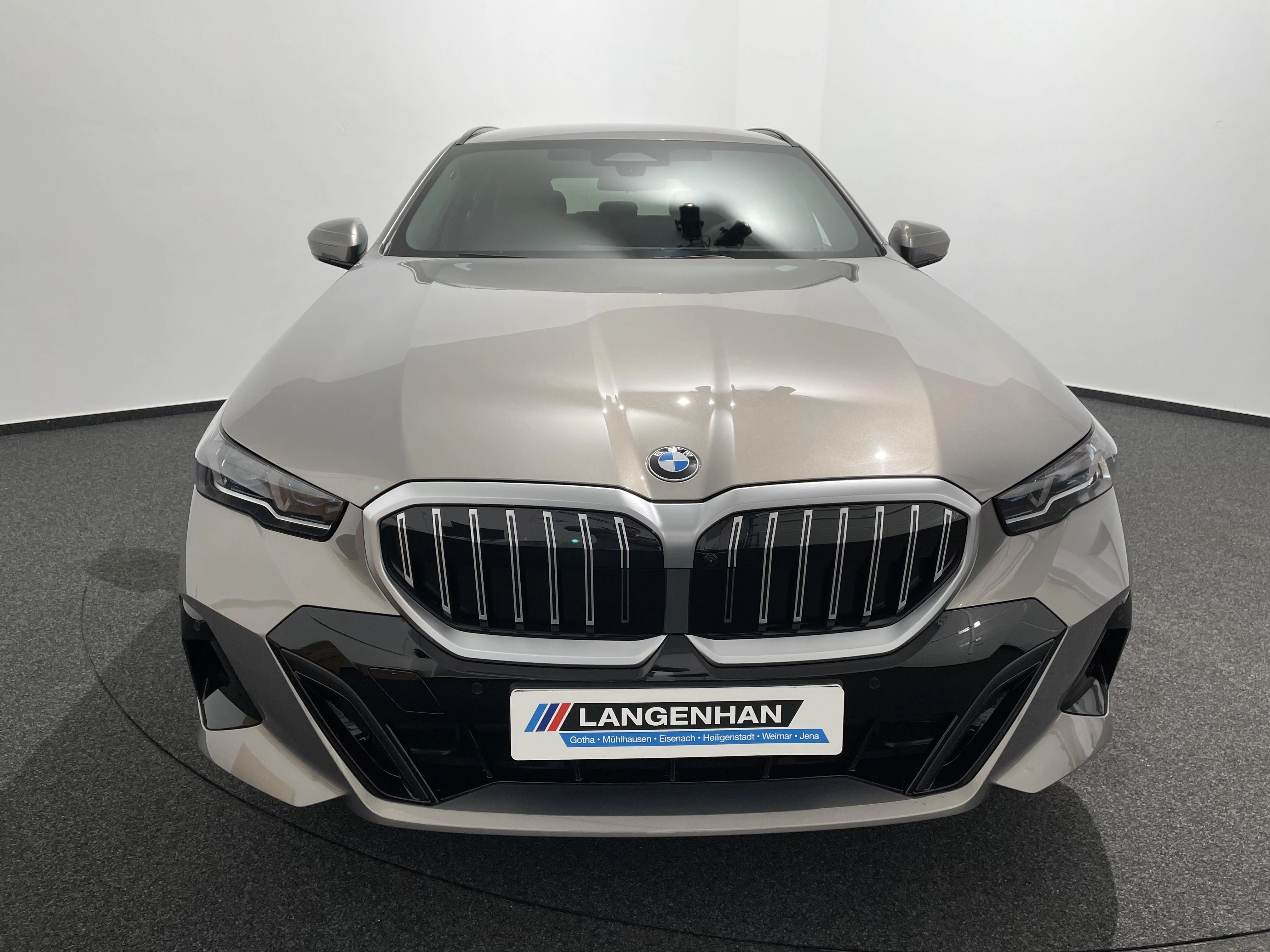 BMW 520d xDrive AHK/SHZ/LHZ/MEMORY/HK/DAB/360° LED