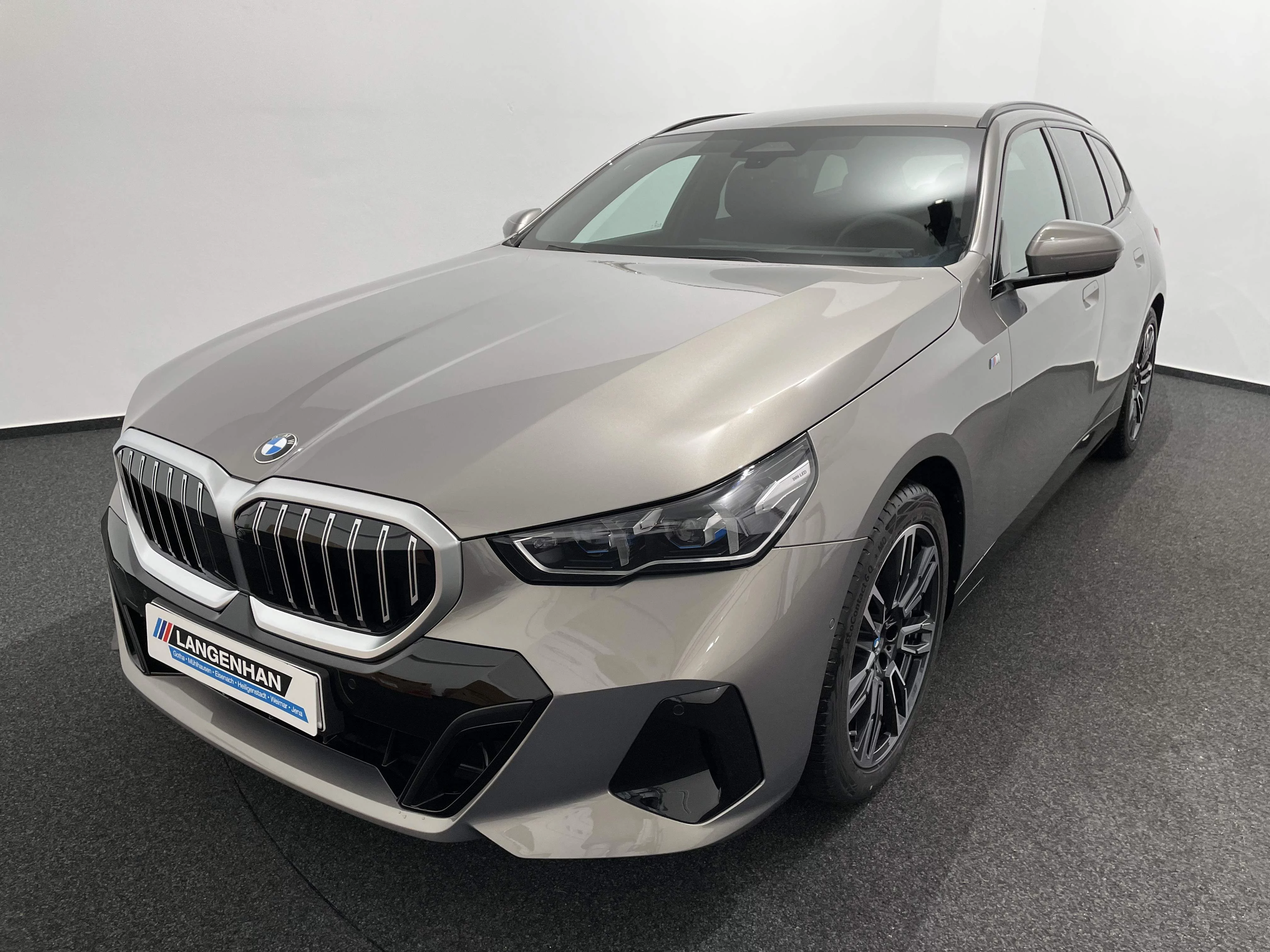 BMW 520d xDrive AHK/SHZ/LHZ/MEMORY/HK/DAB/360° LED
