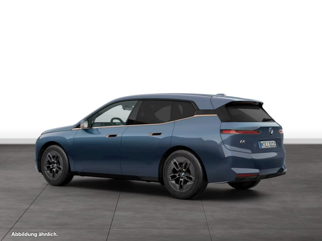 BMW iX xDrive45