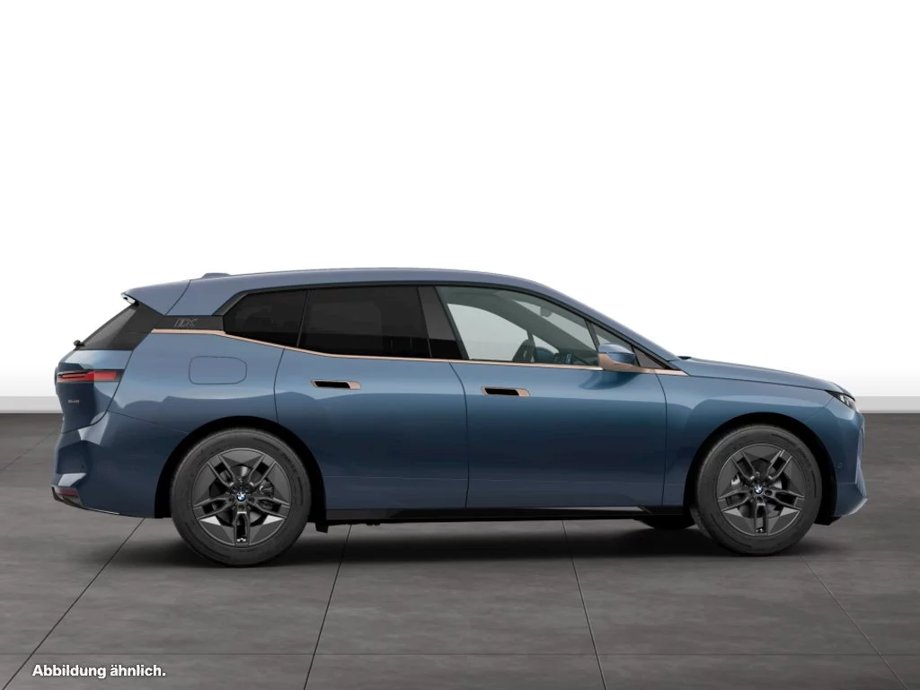 BMW iX xDrive45