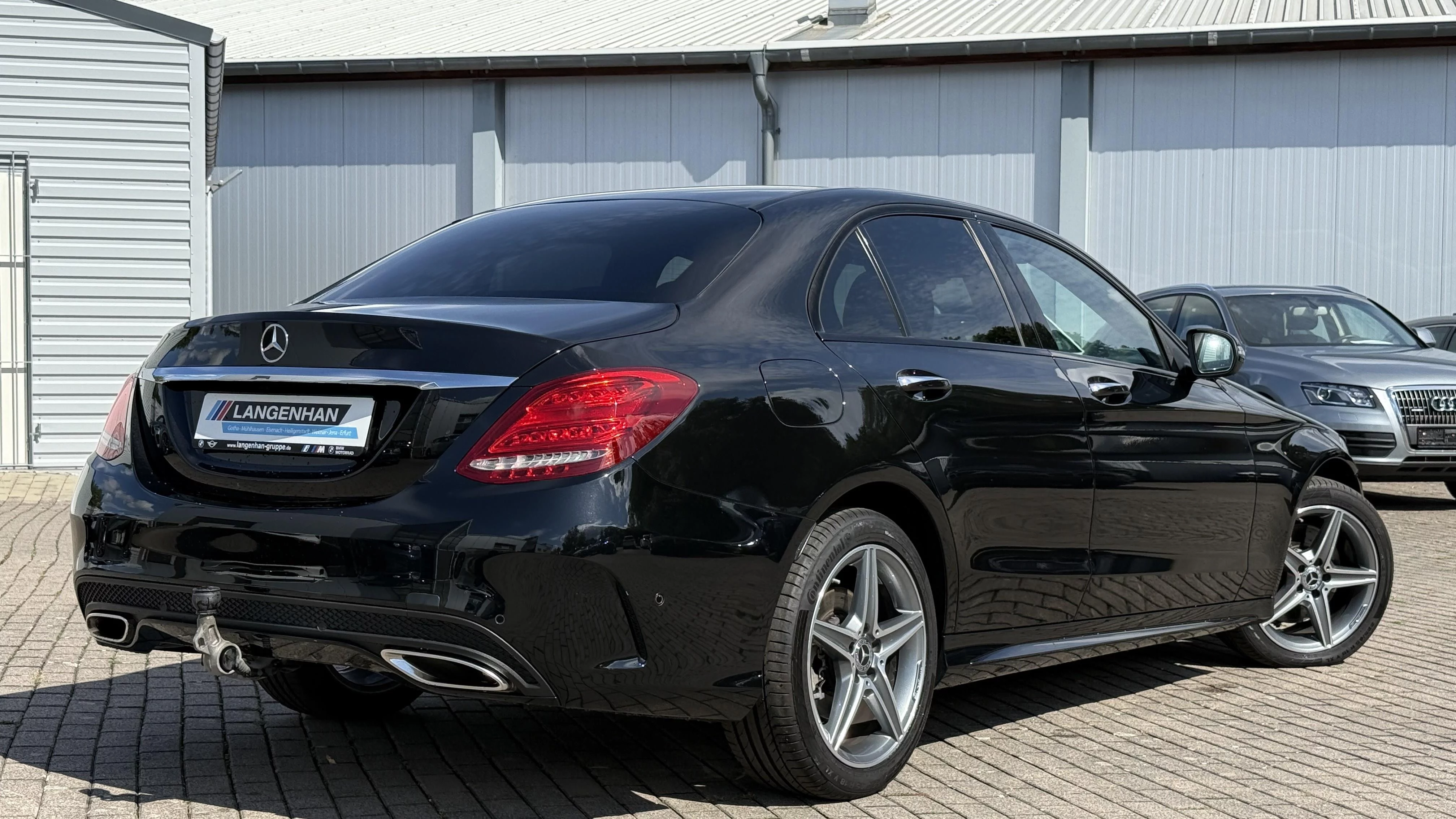 Mercedes C 400 AMG Line 4Matic LED Navi AHK HUD Kamera SHZ PDC Tempo