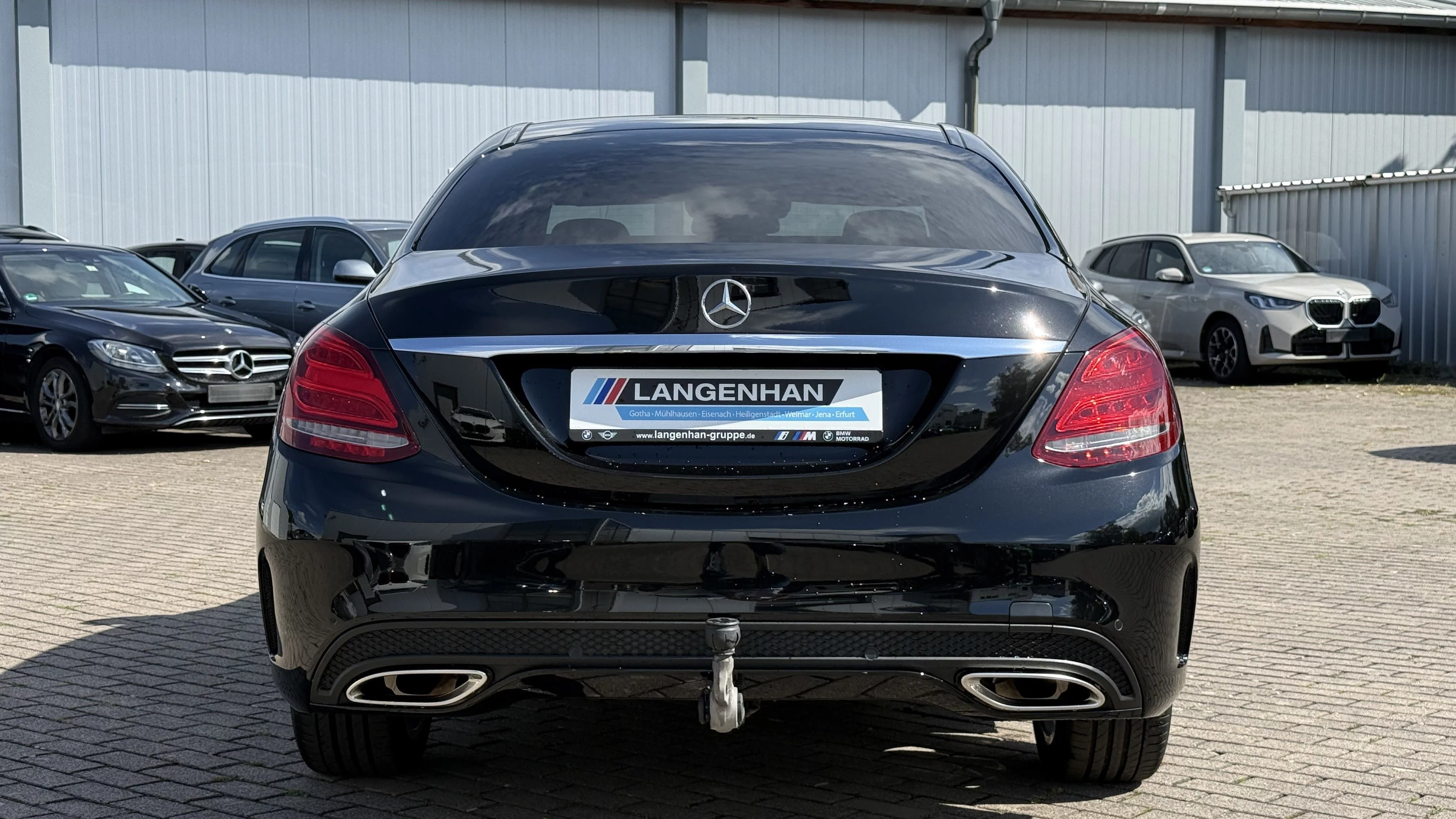Mercedes C 400 AMG Line 4Matic LED Navi AHK HUD Kamera SHZ PDC Tempo