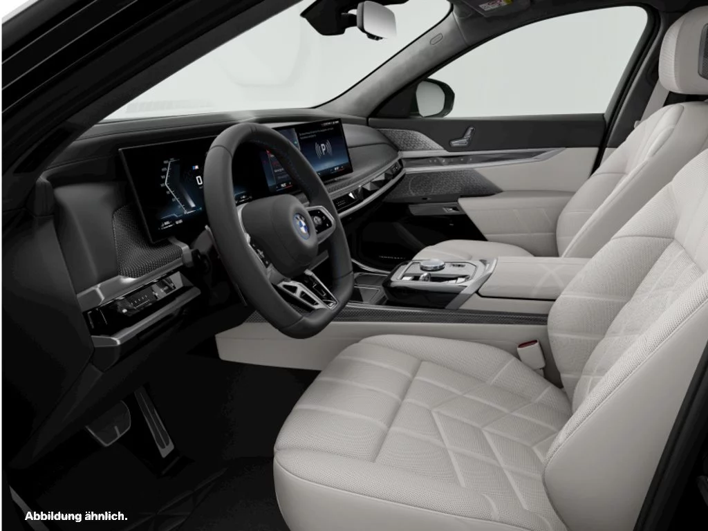 BMW M760e xDrive Limousine