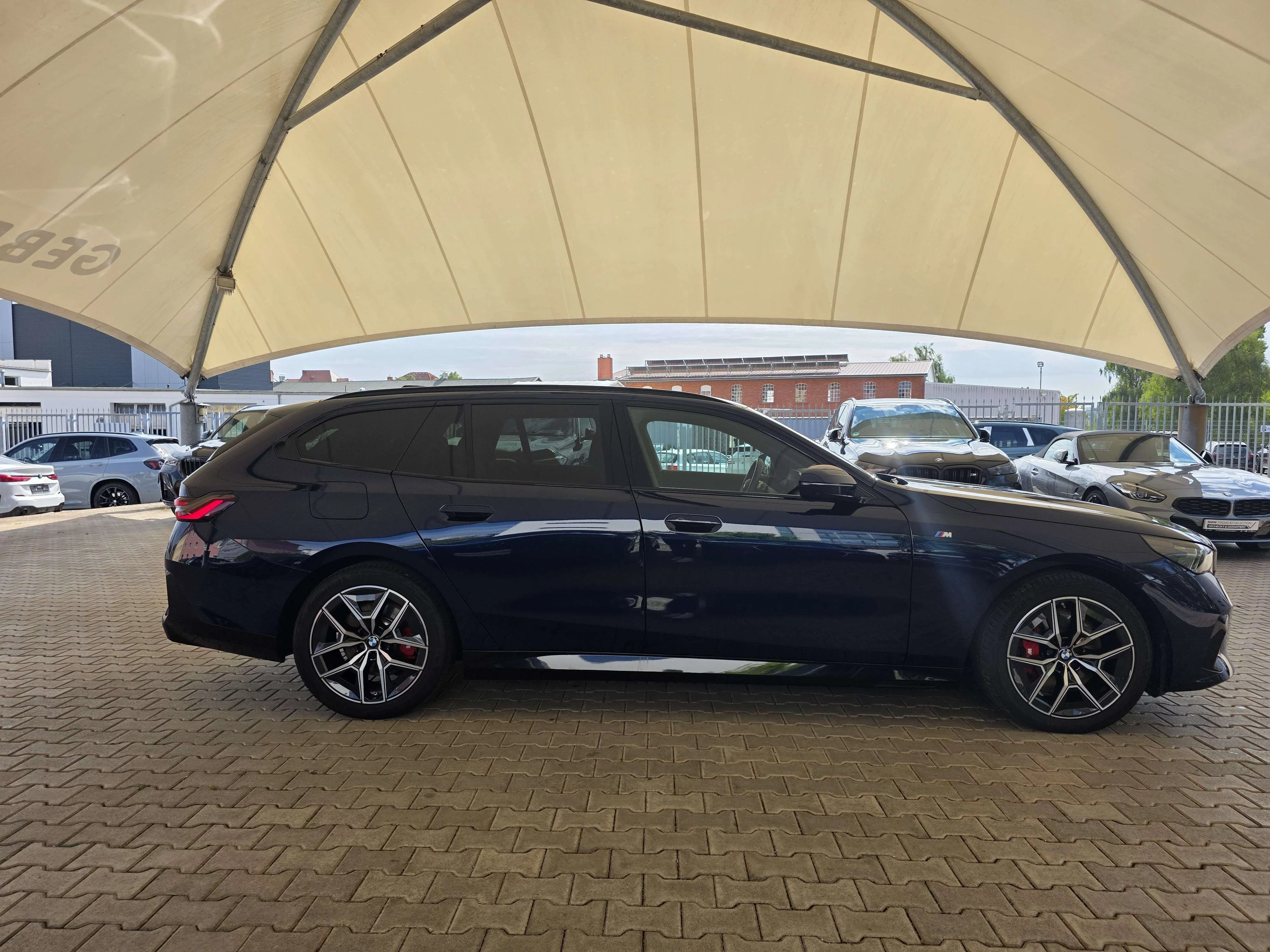 BMW 540d xDrive Touring M Sportpaket Head-Up DAB