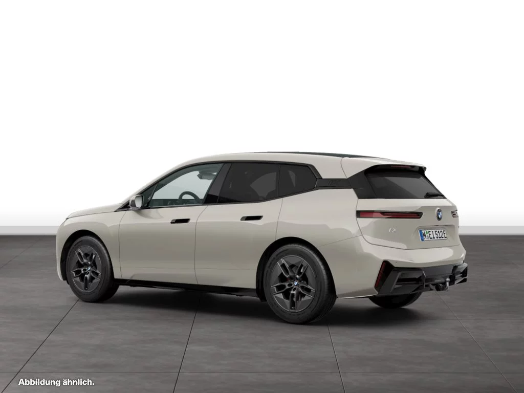 BMW iX xDrive60