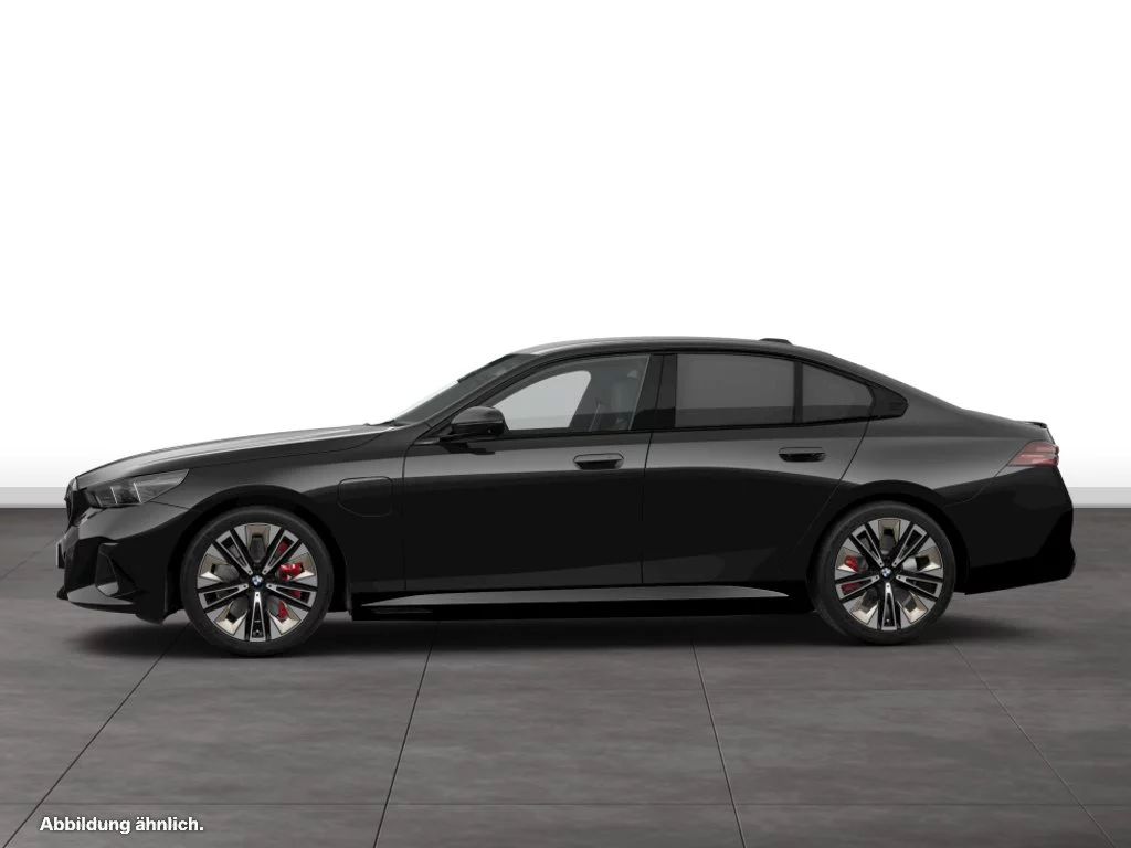 BMW 550e xDrive Limousine