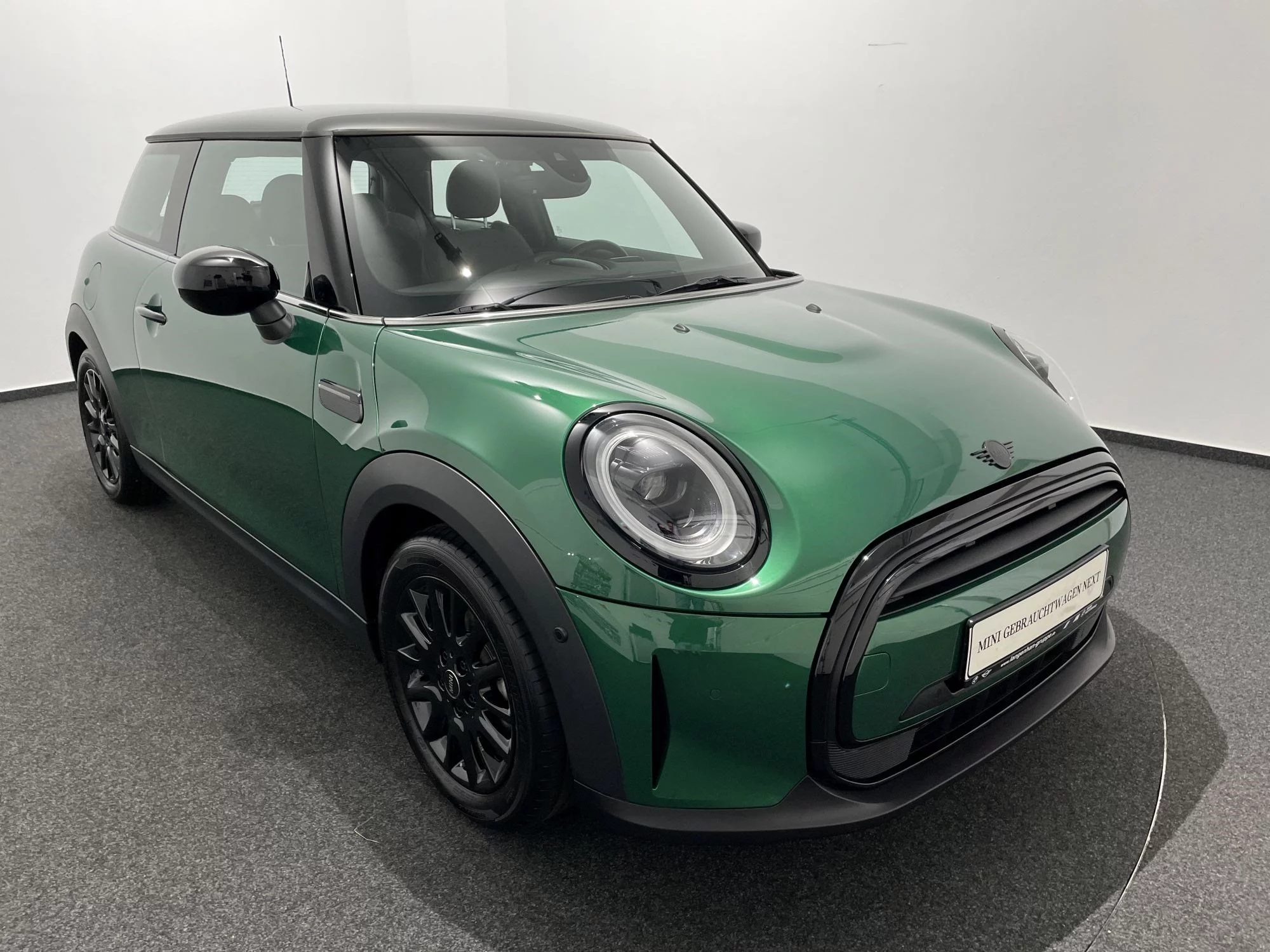 MINI Cooper Hatch Black Pepper DAB LED Navi Tempomat