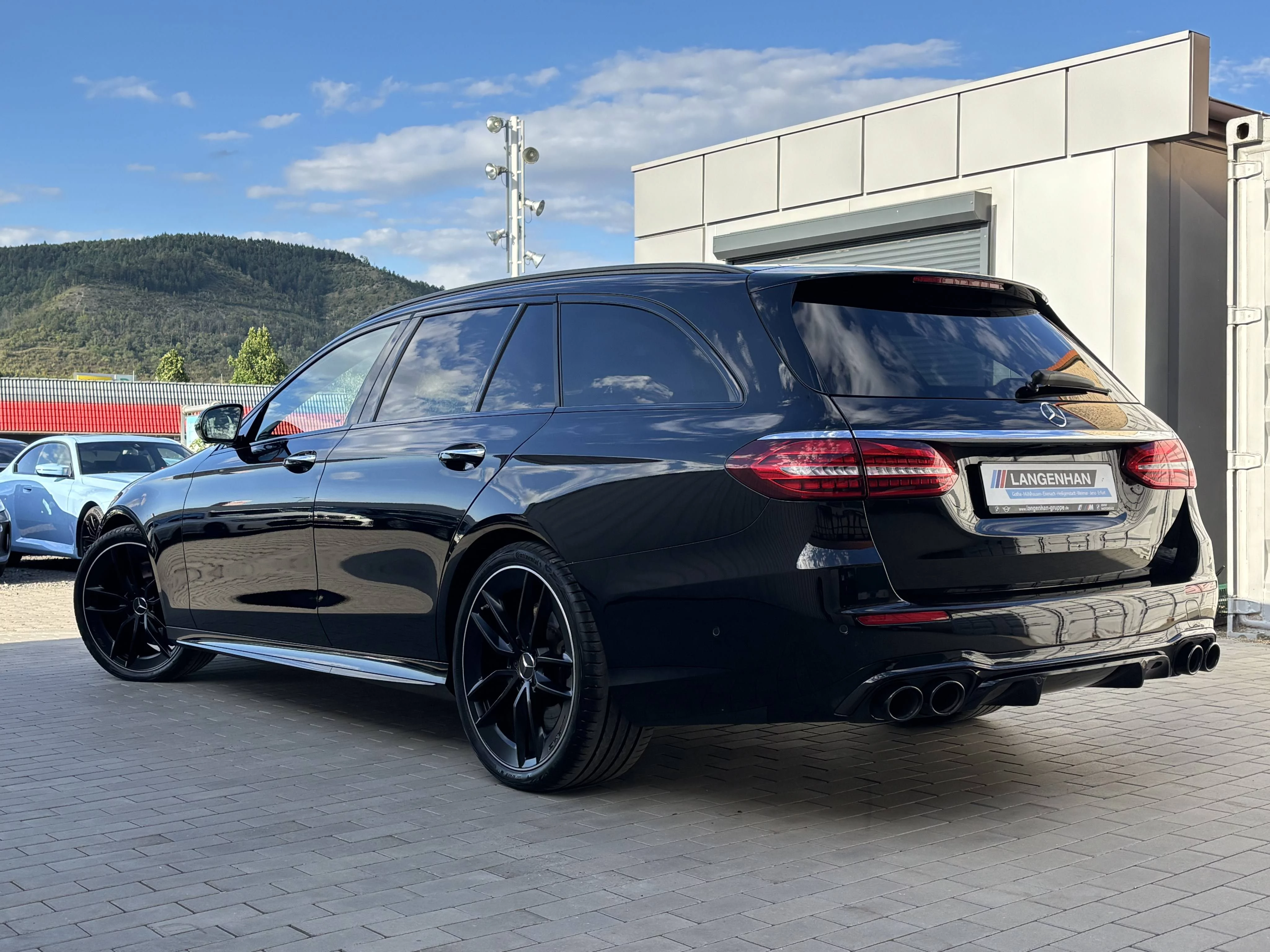 Mercedes E 53 AMG Sportpaket LED Navi HUD 360° Pano Memory SHZ PDC Tempo