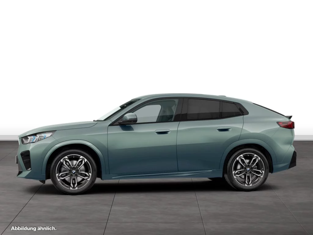 BMW iX2 xDrive30
