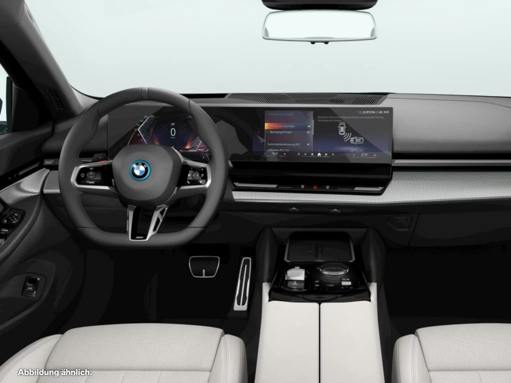 BMW 550e xDrive Limousine