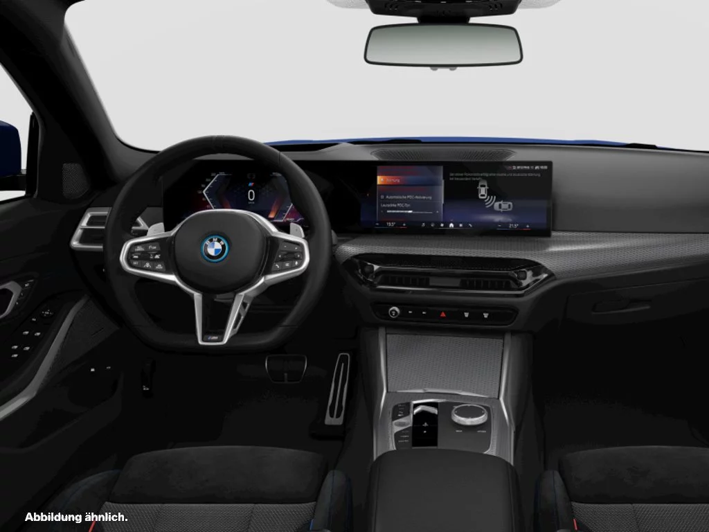 BMW 330e Touring