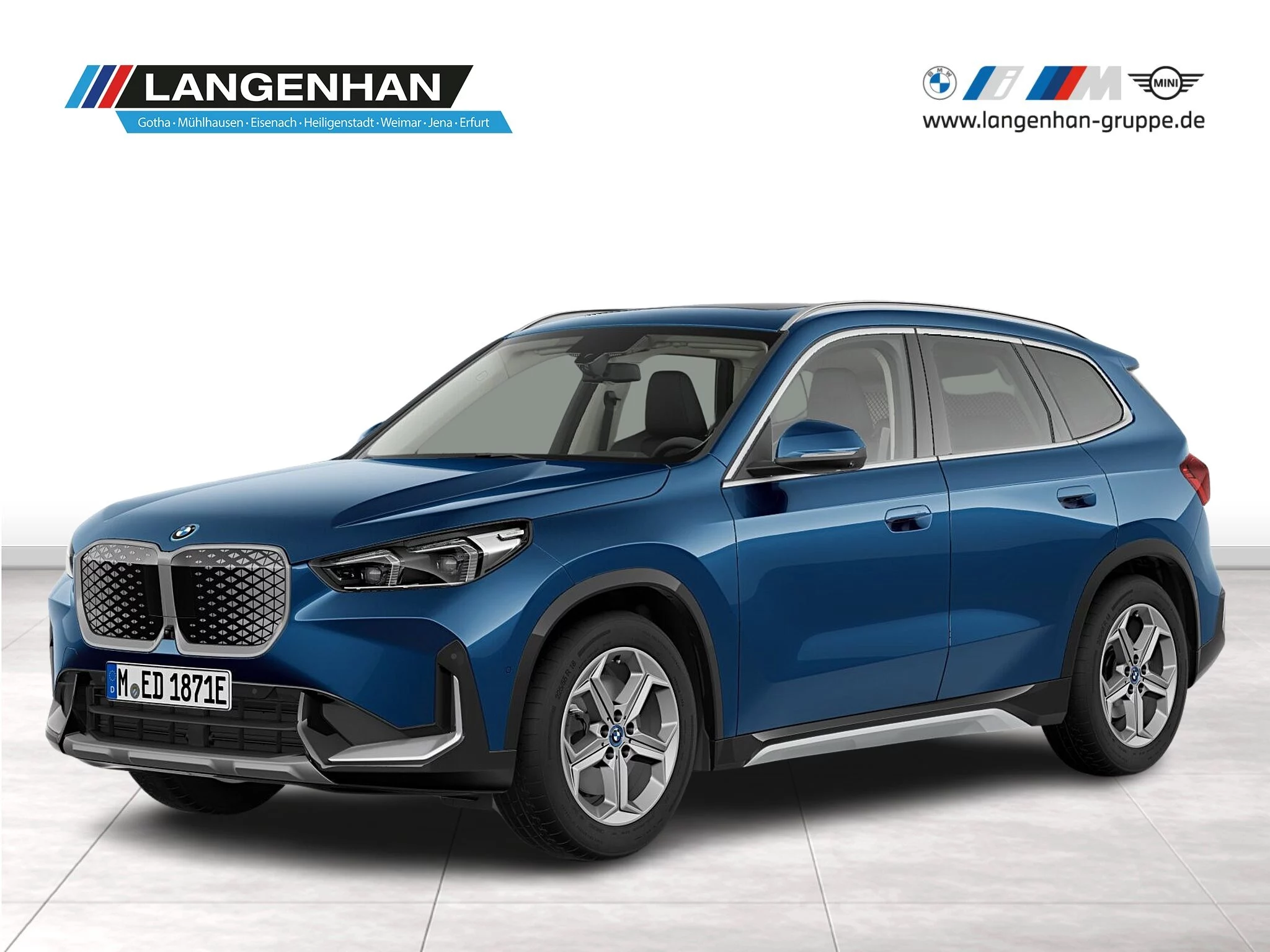 BMW iX1 eDrive20 xLine NAVI HUD AHK PANO ACC H/K LED