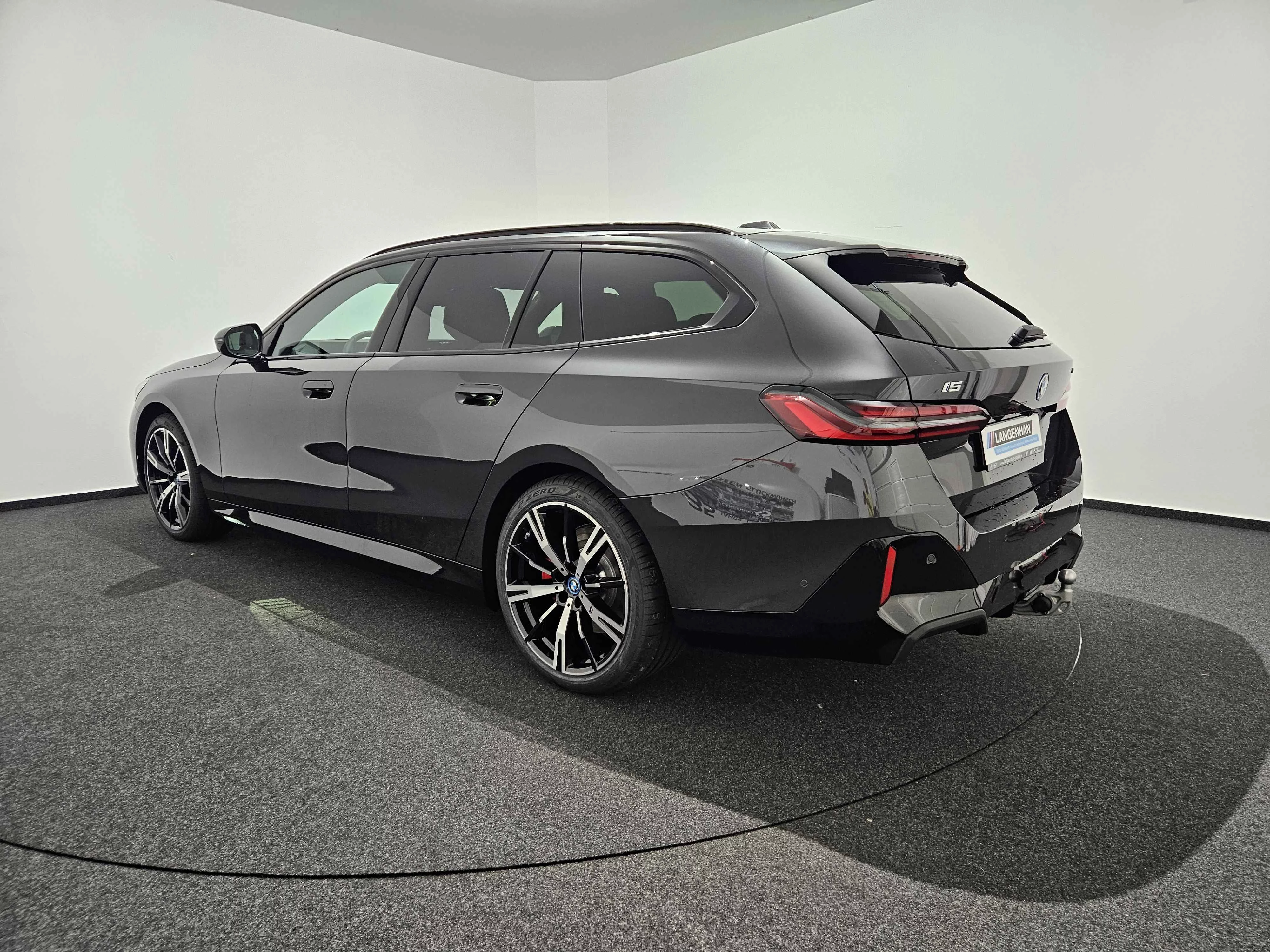 BMW i5 xDrive40 M Sport HUD AHK Harman Kardon Lenkradheizung LED
