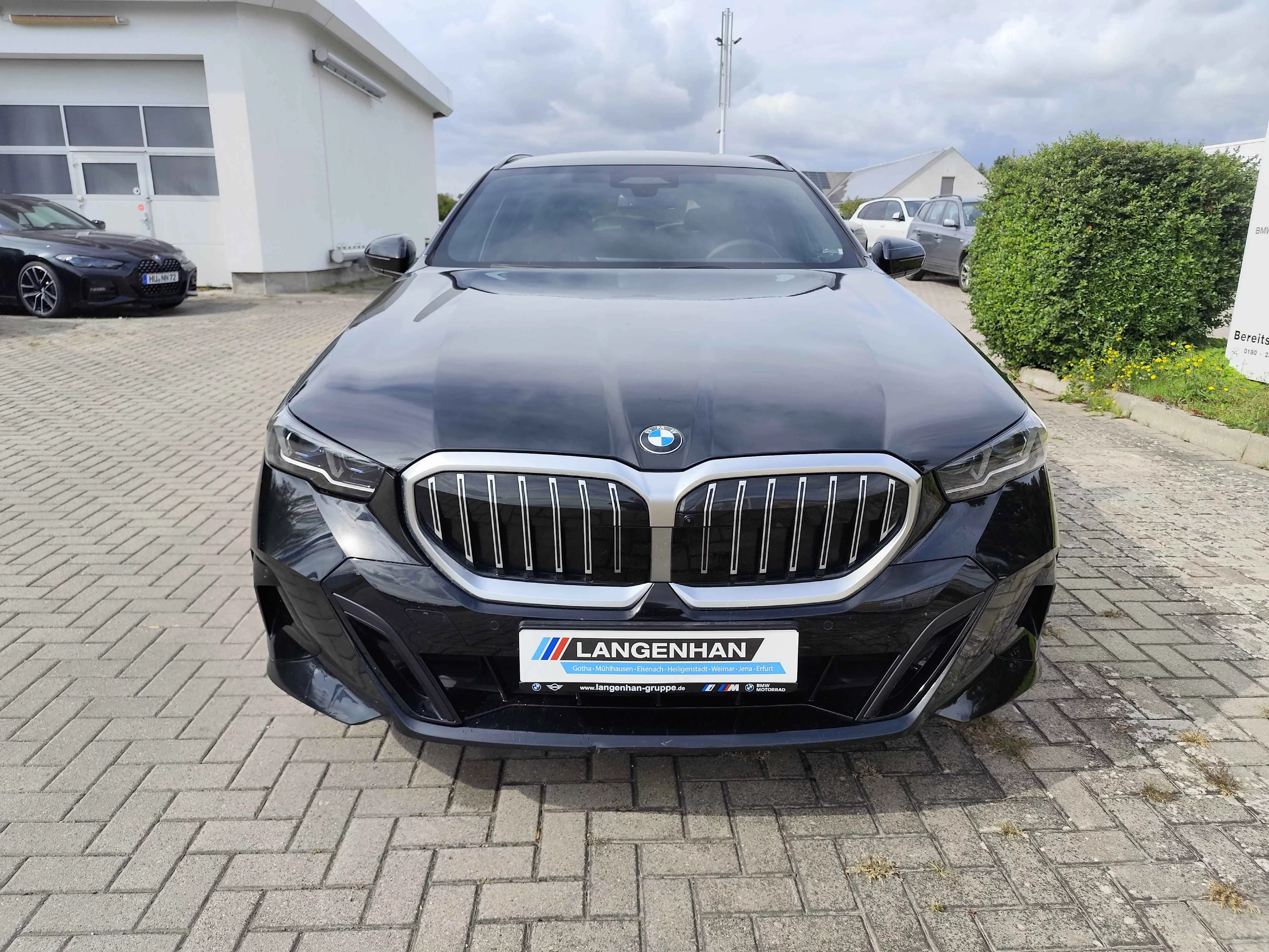 BMW 540d xDrive ///M Sport LED LC Prof HUD AHK B&W Pano SHZ PDC Tempo