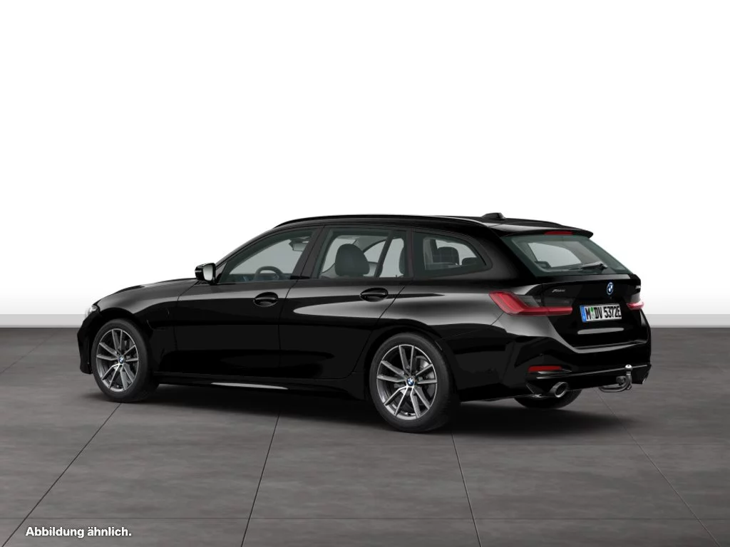 BMW 330e xDrive Touring
