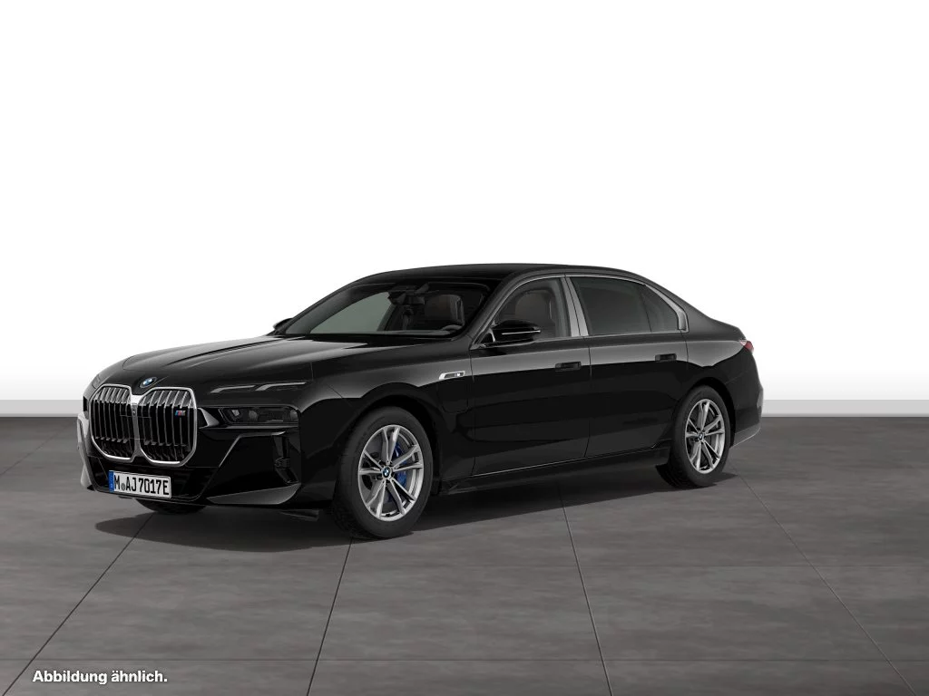 BMW M760e xDrive Limousine