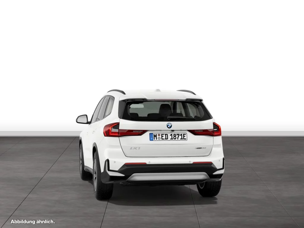 BMW iX1 xDrive30