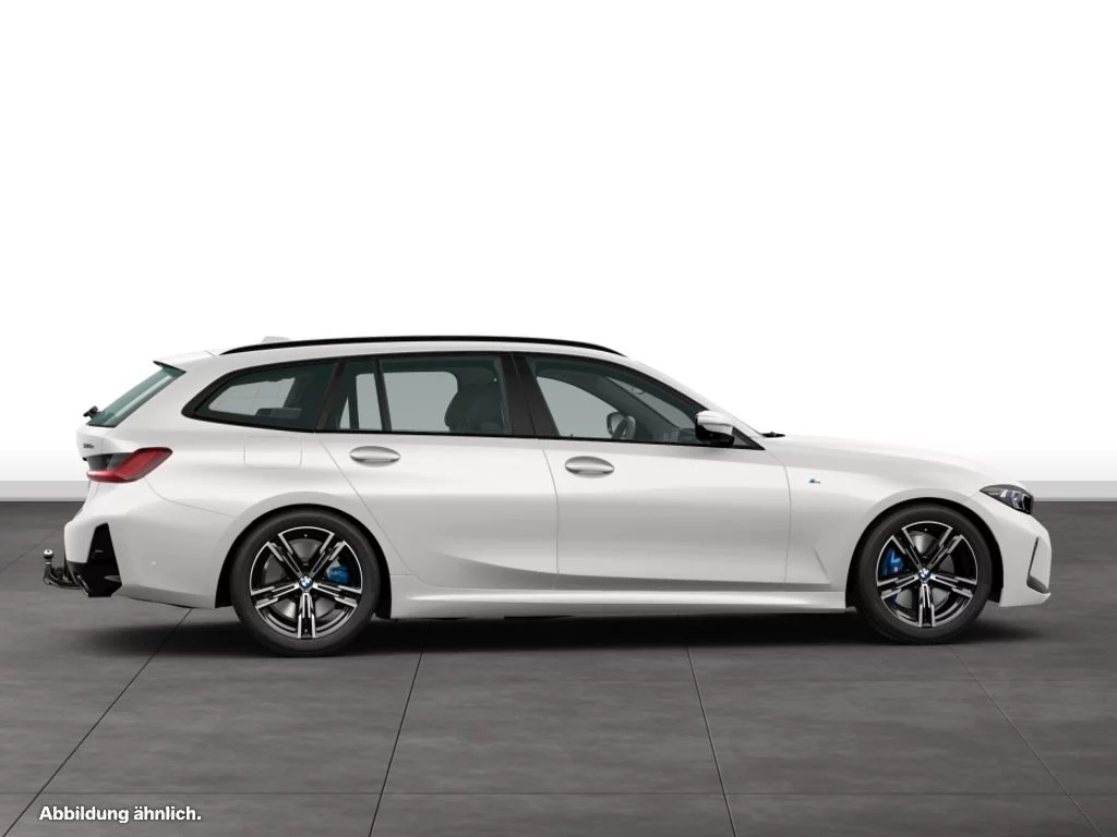 BMW 330e xDrive Touring