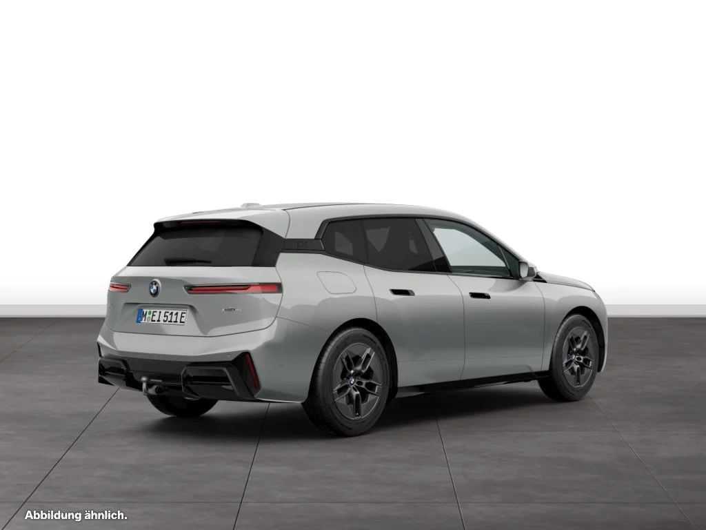 BMW iX xDrive45