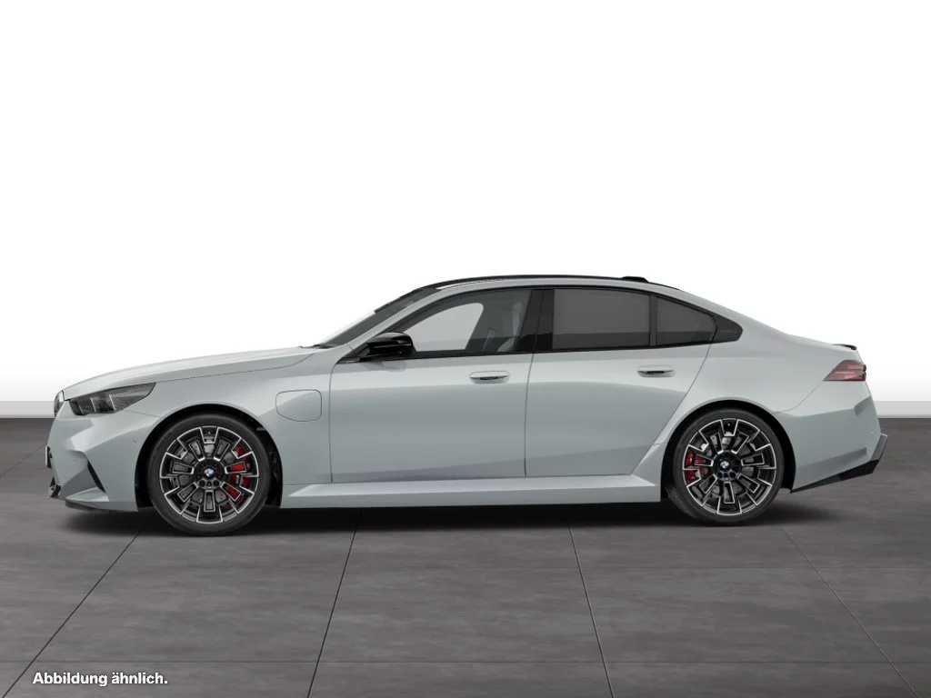 BMW M5 Limousine
