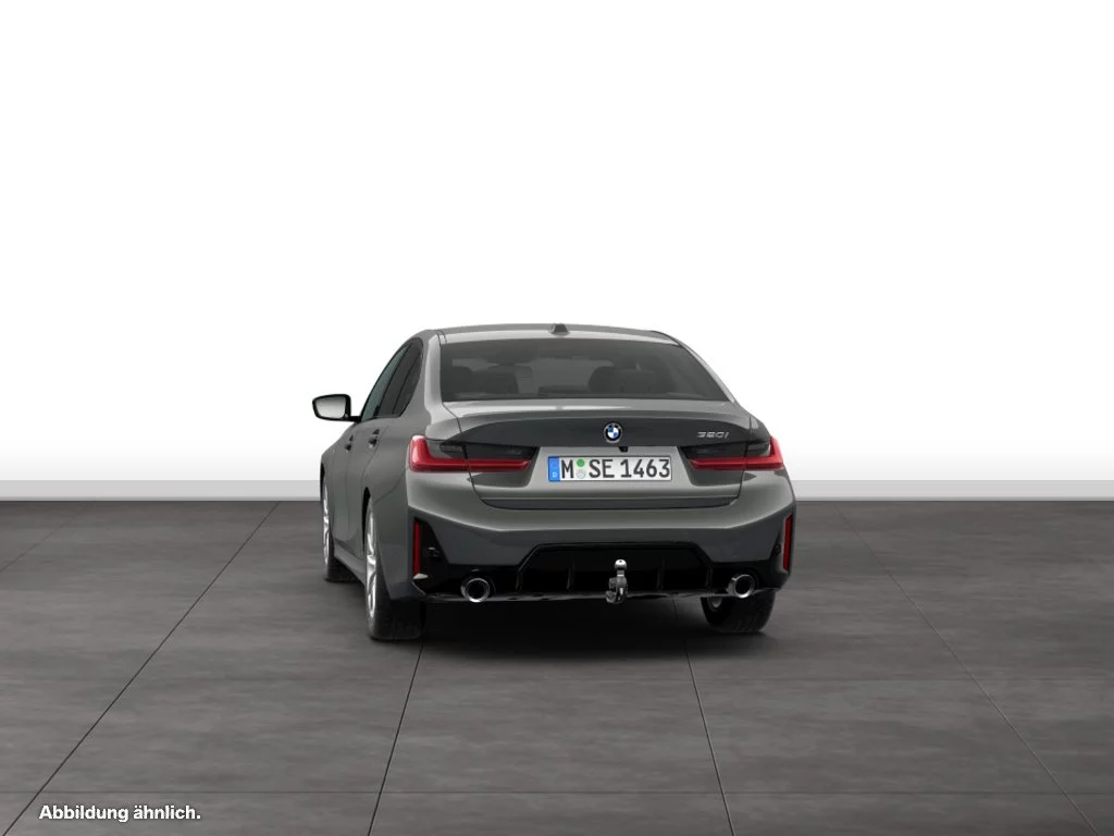 BMW 320i Limousine