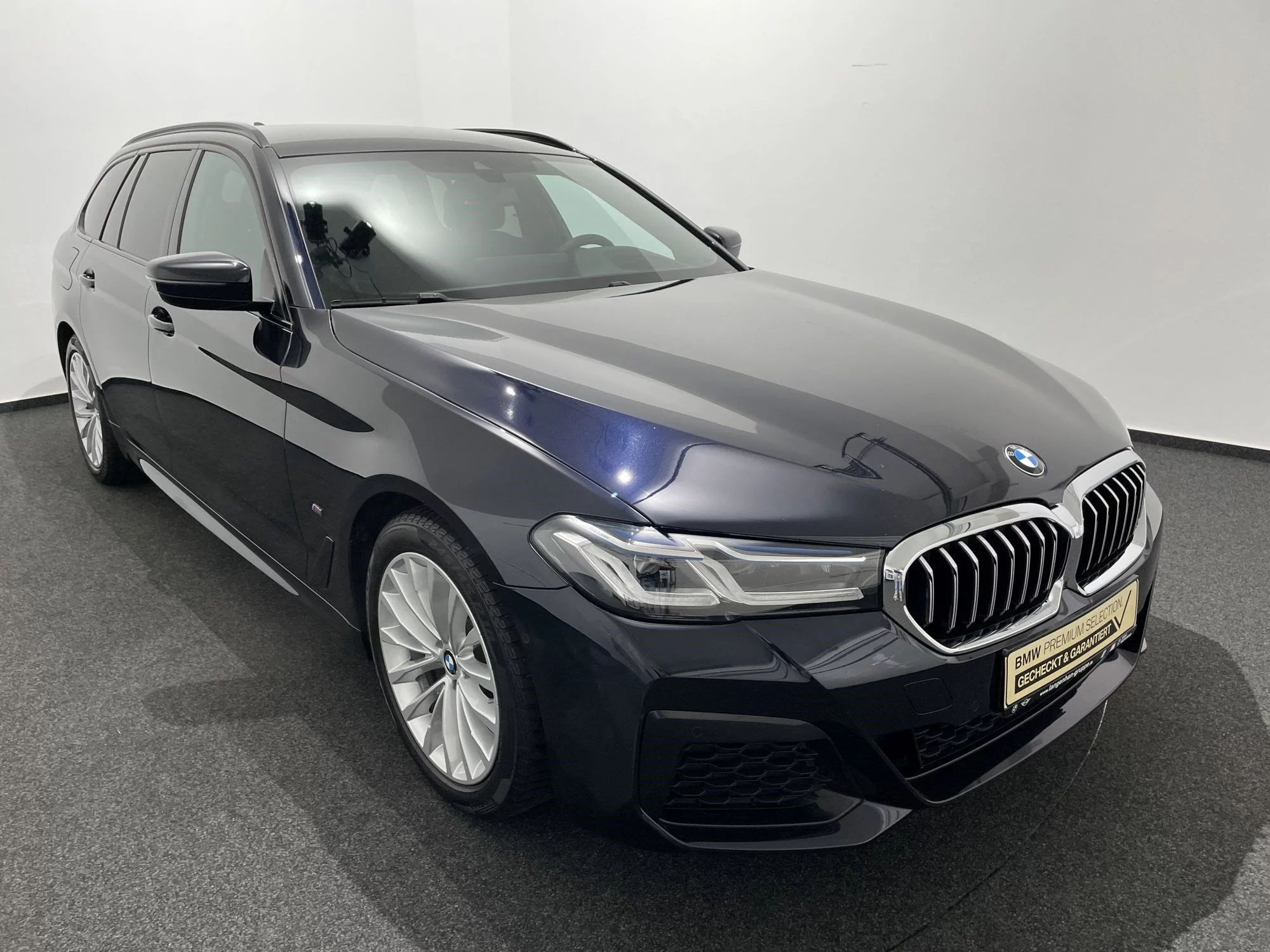 BMW 520d Touring M Sportpaket NAVI RFK HUD HK HiFi DAB
