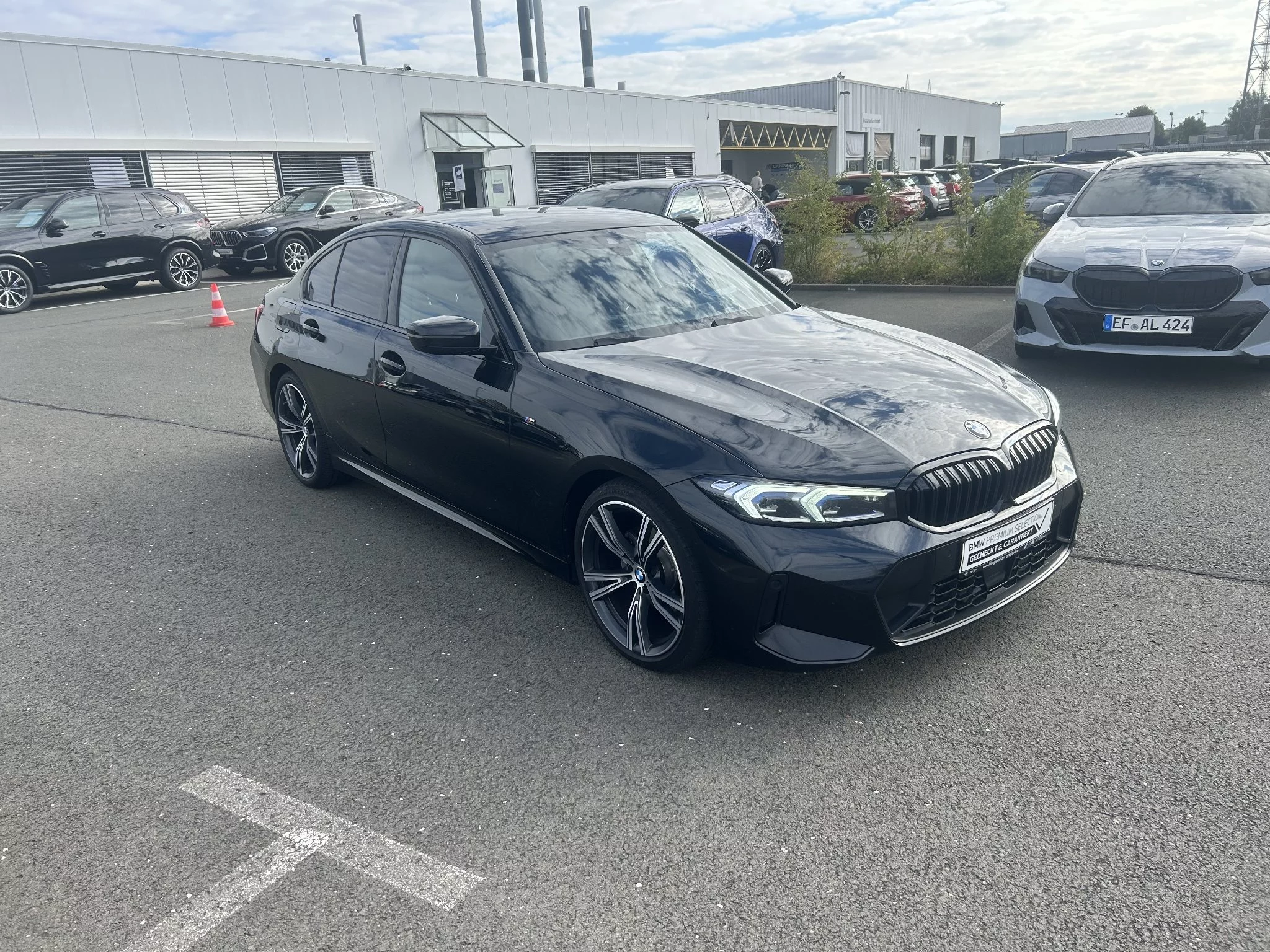BMW 320d xDrive Limo M Sport HK HiFi DAB LED