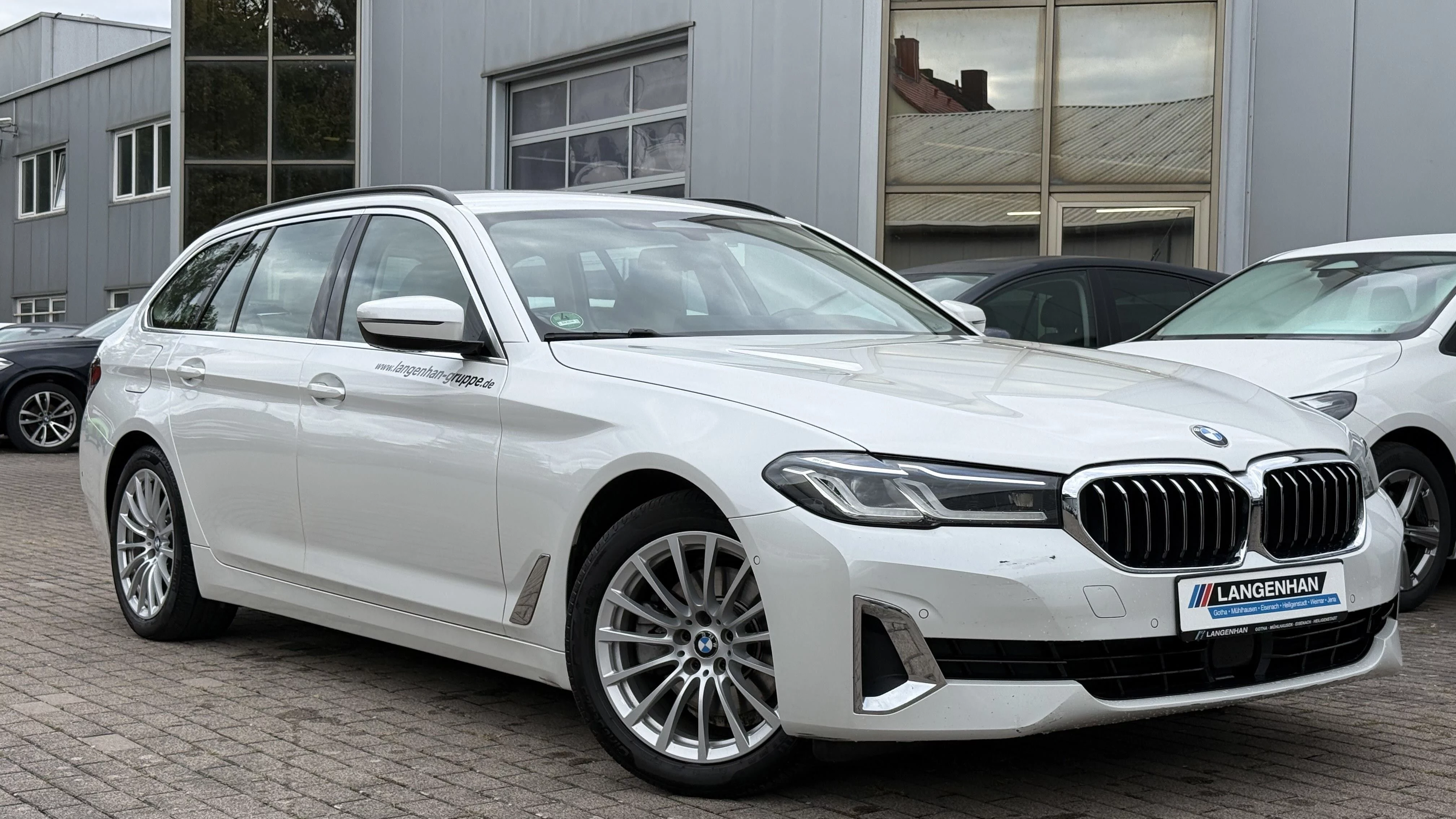 BMW 520d Luxury Line Laser LC Prof HUD Kamera SHZ PDC Tempo