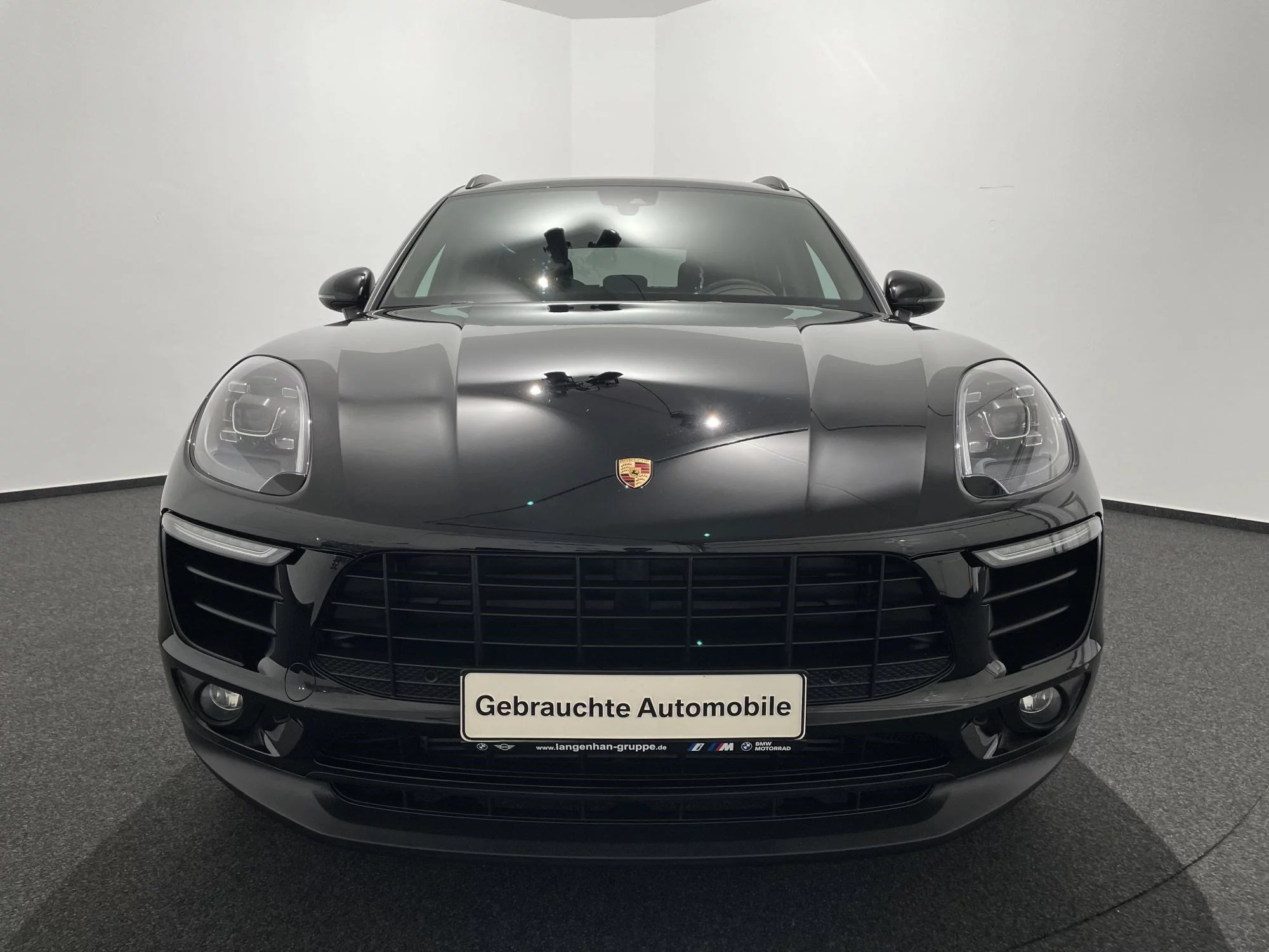 Porsche Macan PDK DAB LED AHK el. Sitze Klima PDC