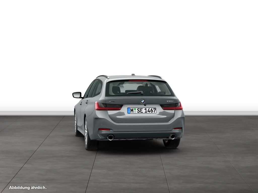 BMW 330i xDrive Touring