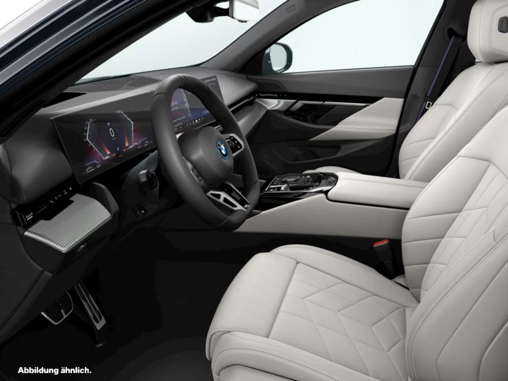 BMW 550e xDrive Limousine