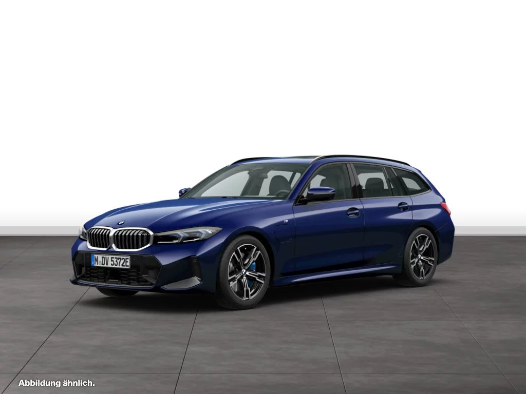 BMW 330e Touring