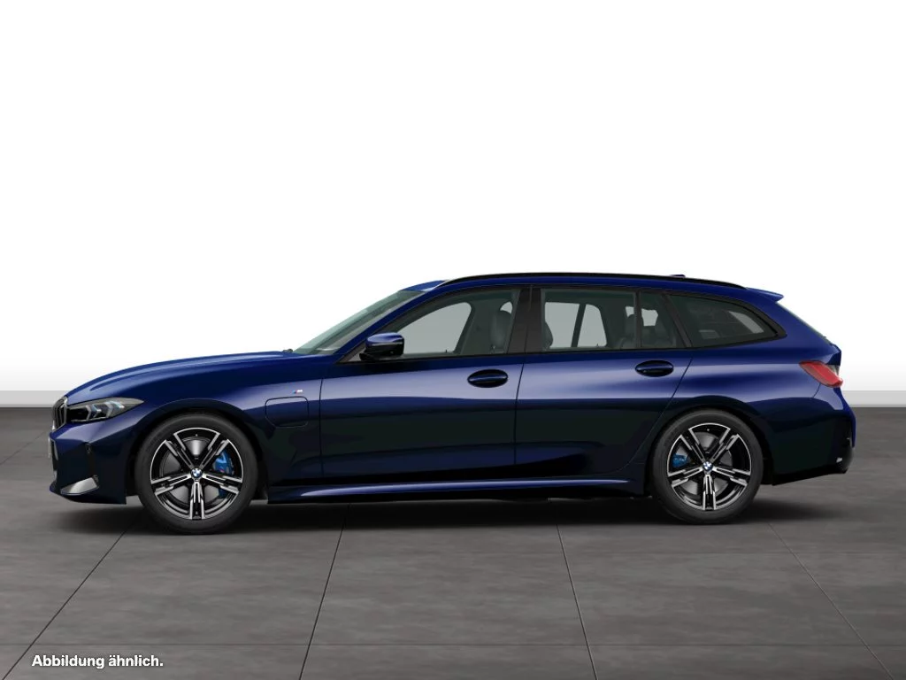 BMW 330e Touring