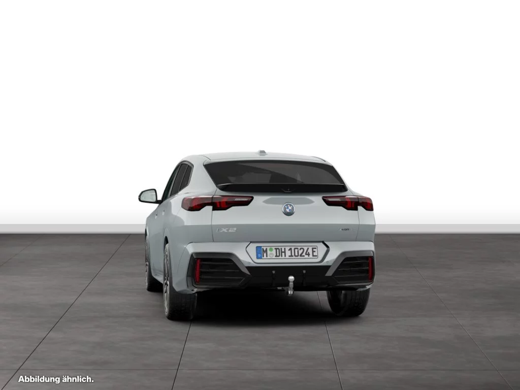 BMW iX2 xDrive30