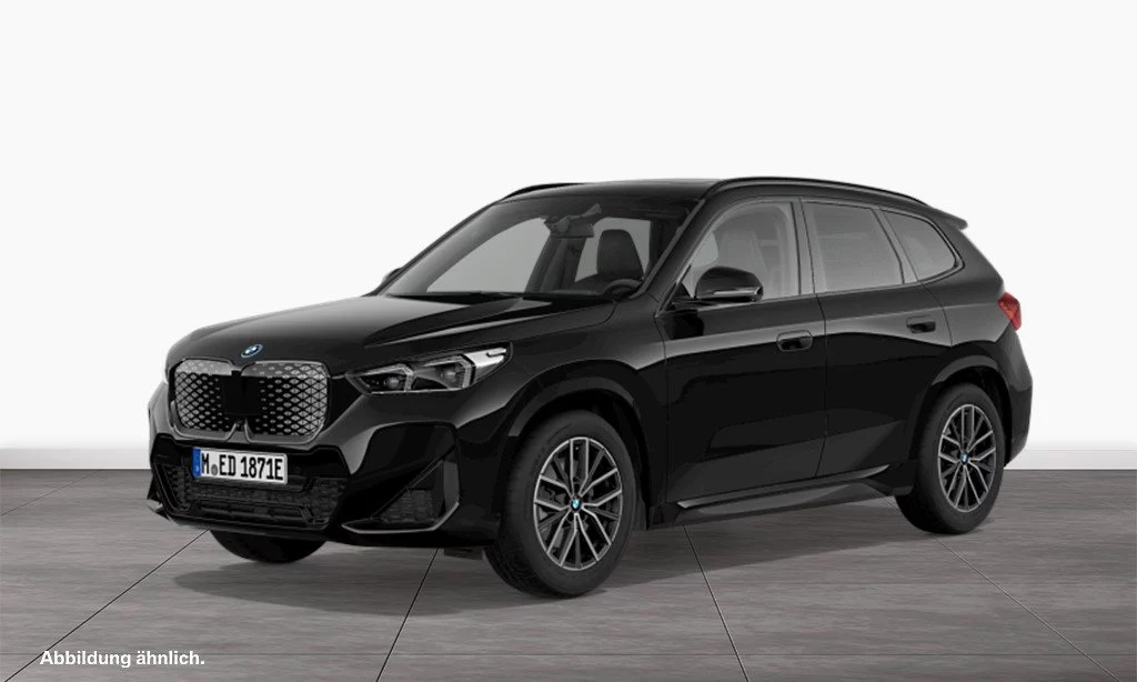 BMW iX1 xDrive30 ///M Sport LED LC Prof HUD AHK Pano HK SHZ PDC Tempo