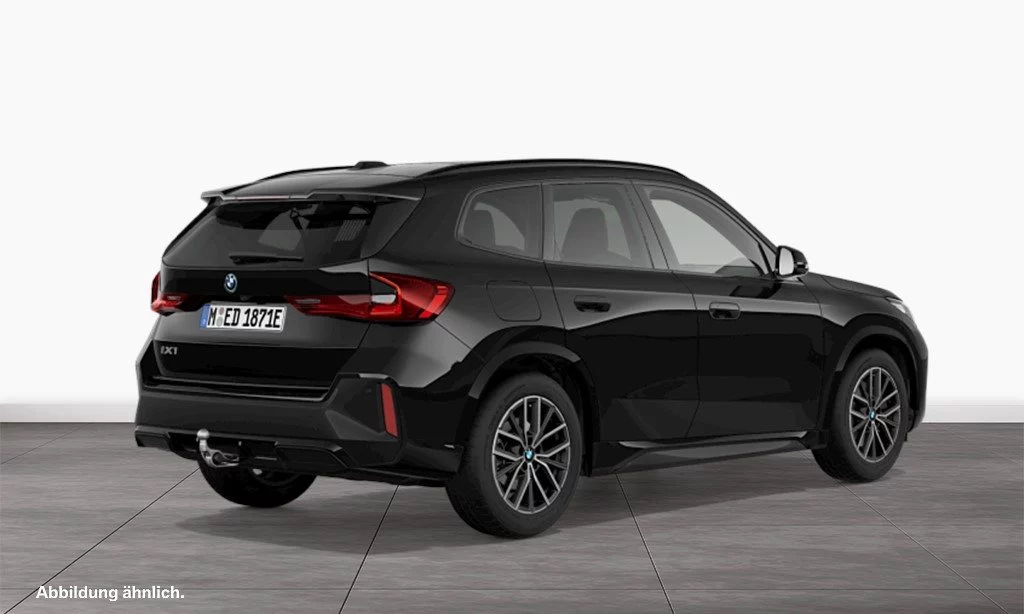BMW iX1 xDrive30 ///M Sport LED LC Prof HUD AHK Pano HK SHZ PDC Tempo