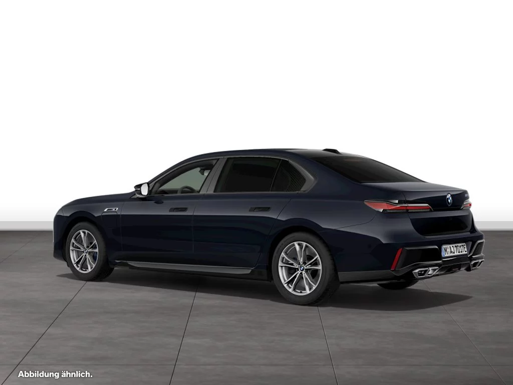 BMW M760e xDrive Limousine