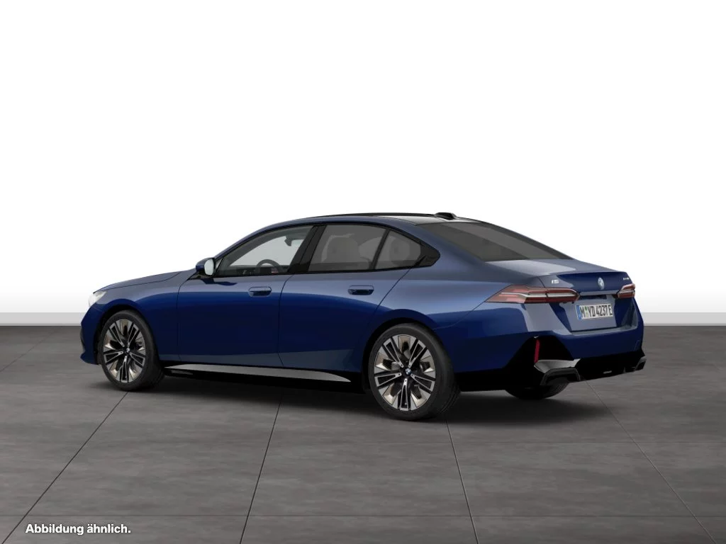 BMW i5 xDrive40