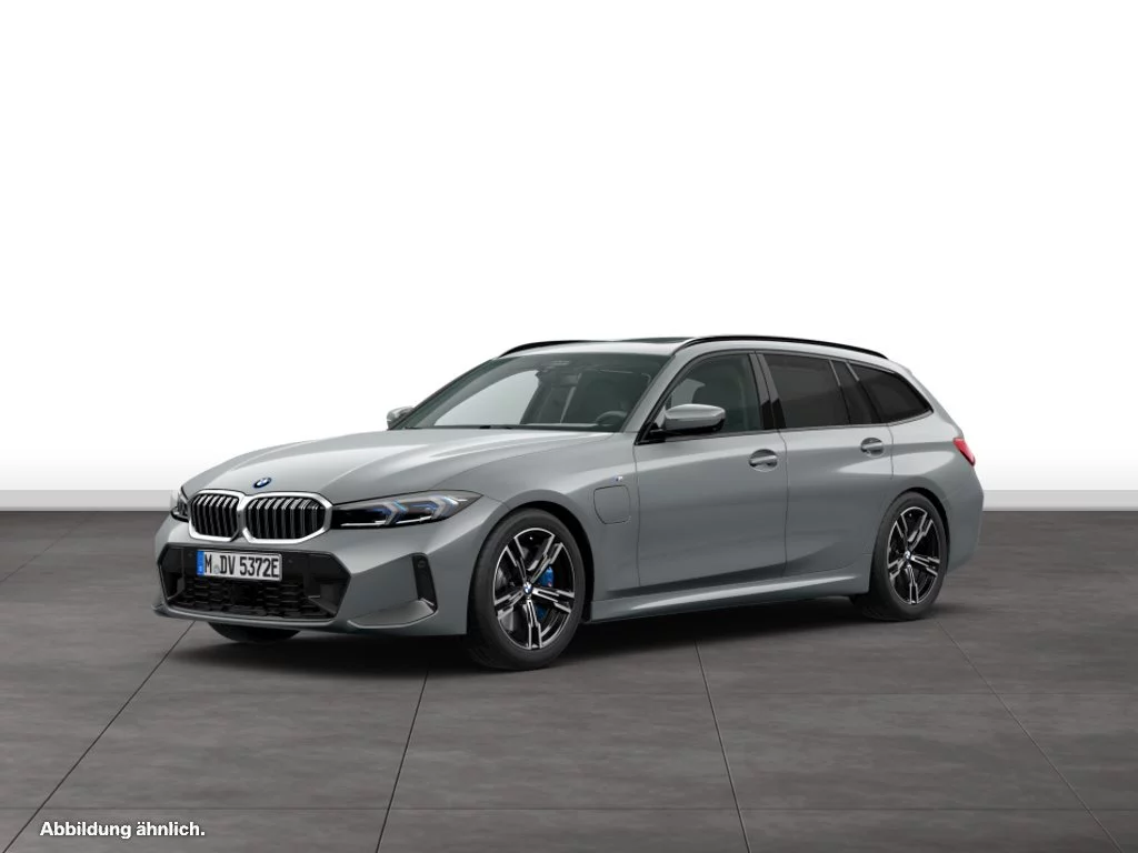 BMW 330e Touring
