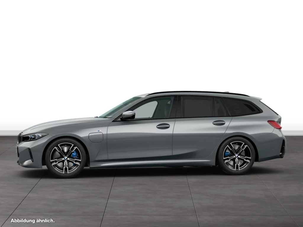 BMW 330e Touring