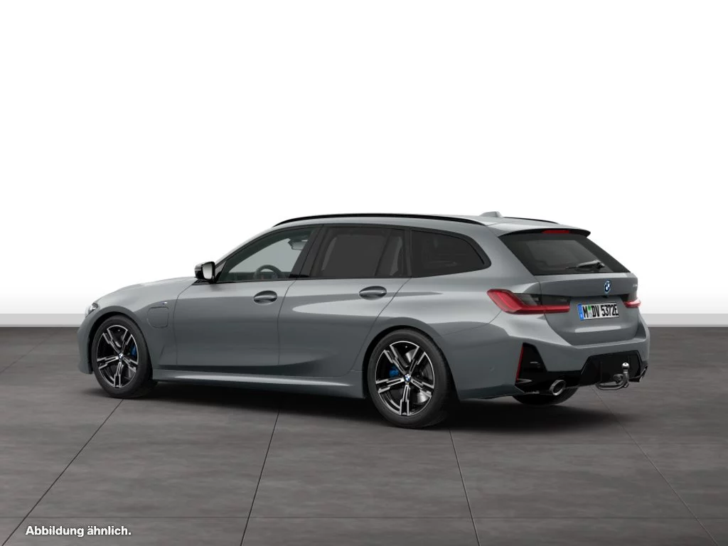 BMW 330e Touring