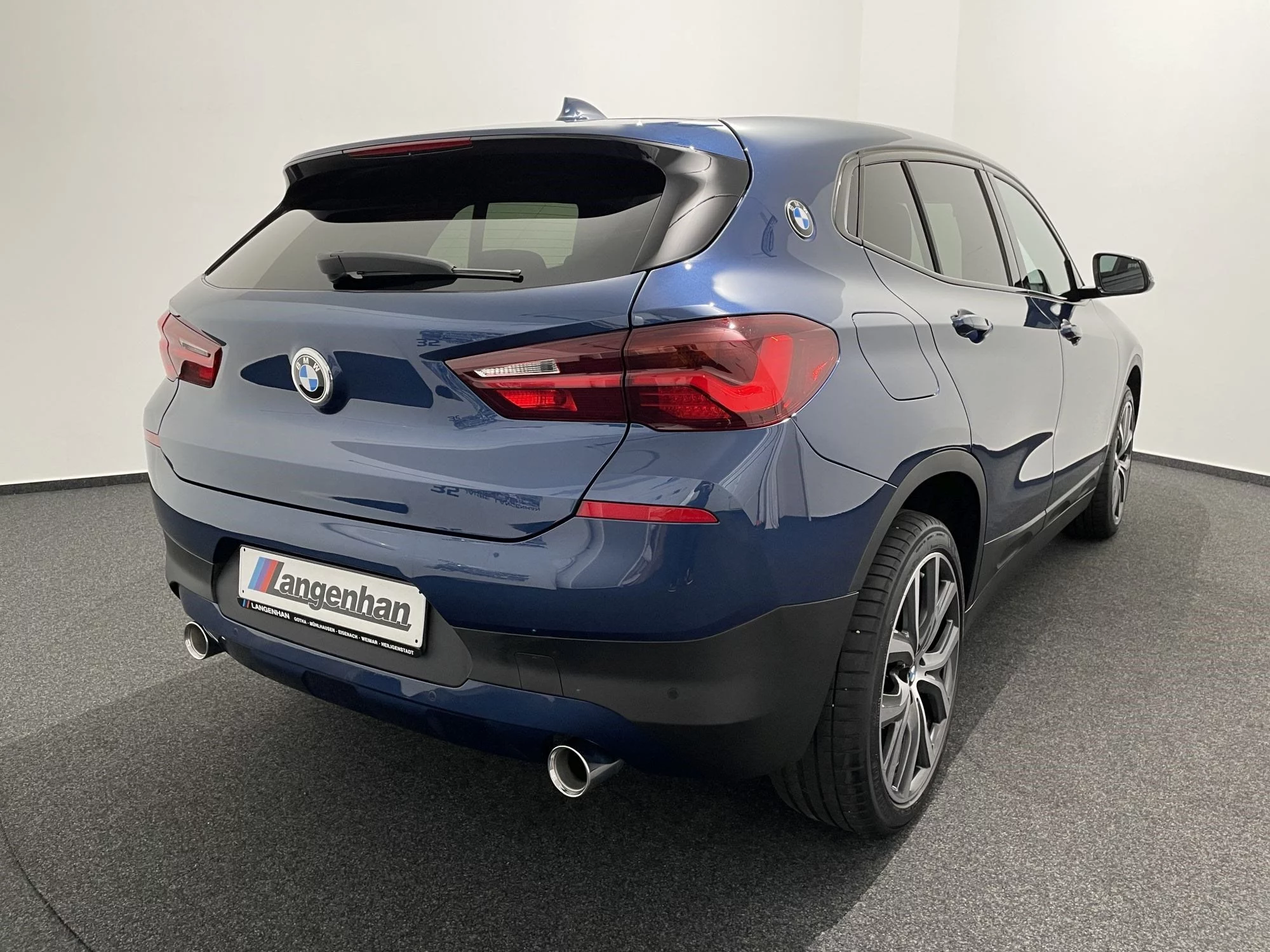 BMW X2 sDrive18d DAB LED Navi Tempomat Klimaaut.